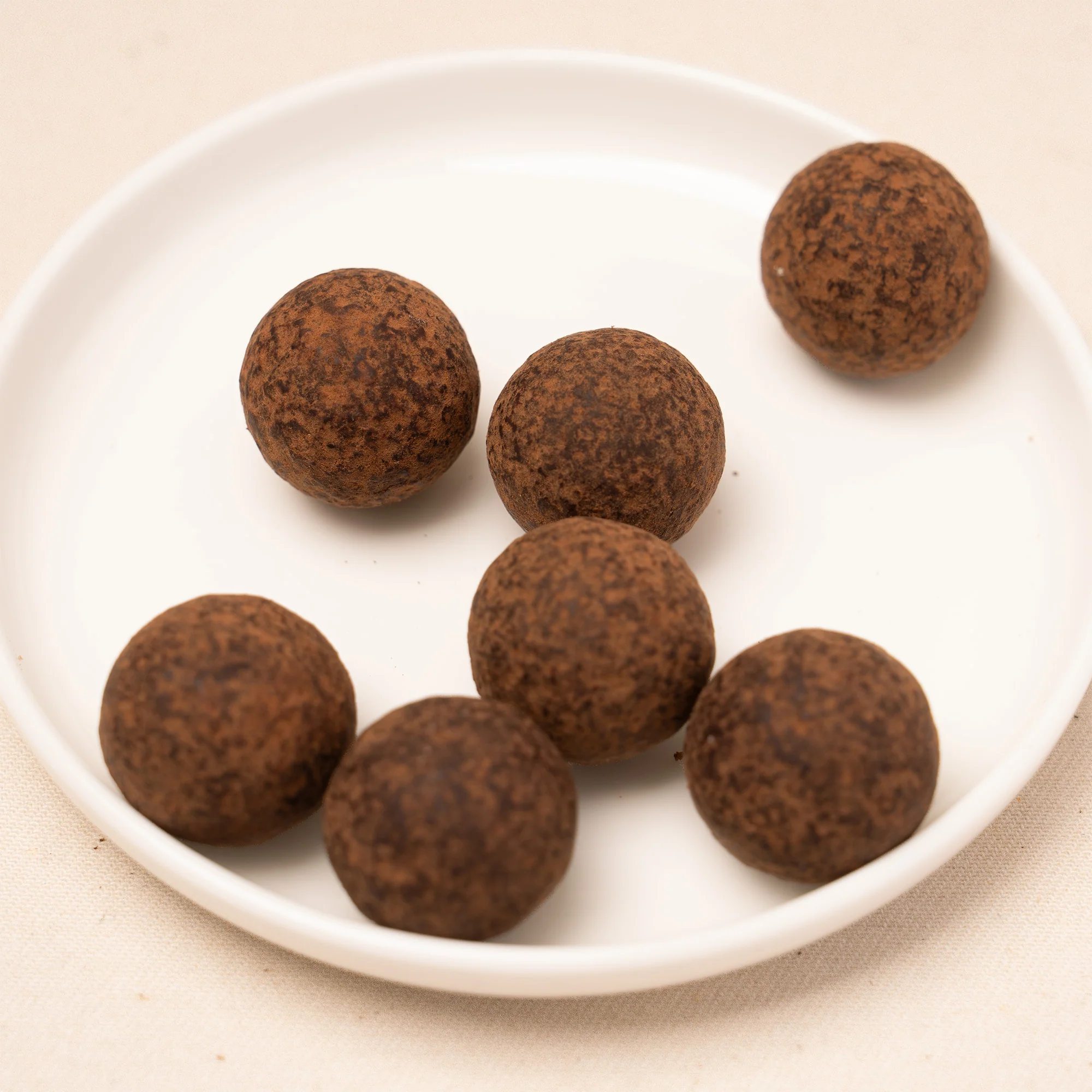 Premium Ghana Truffle Caramel Marriage (8 Pieces) - Image 2