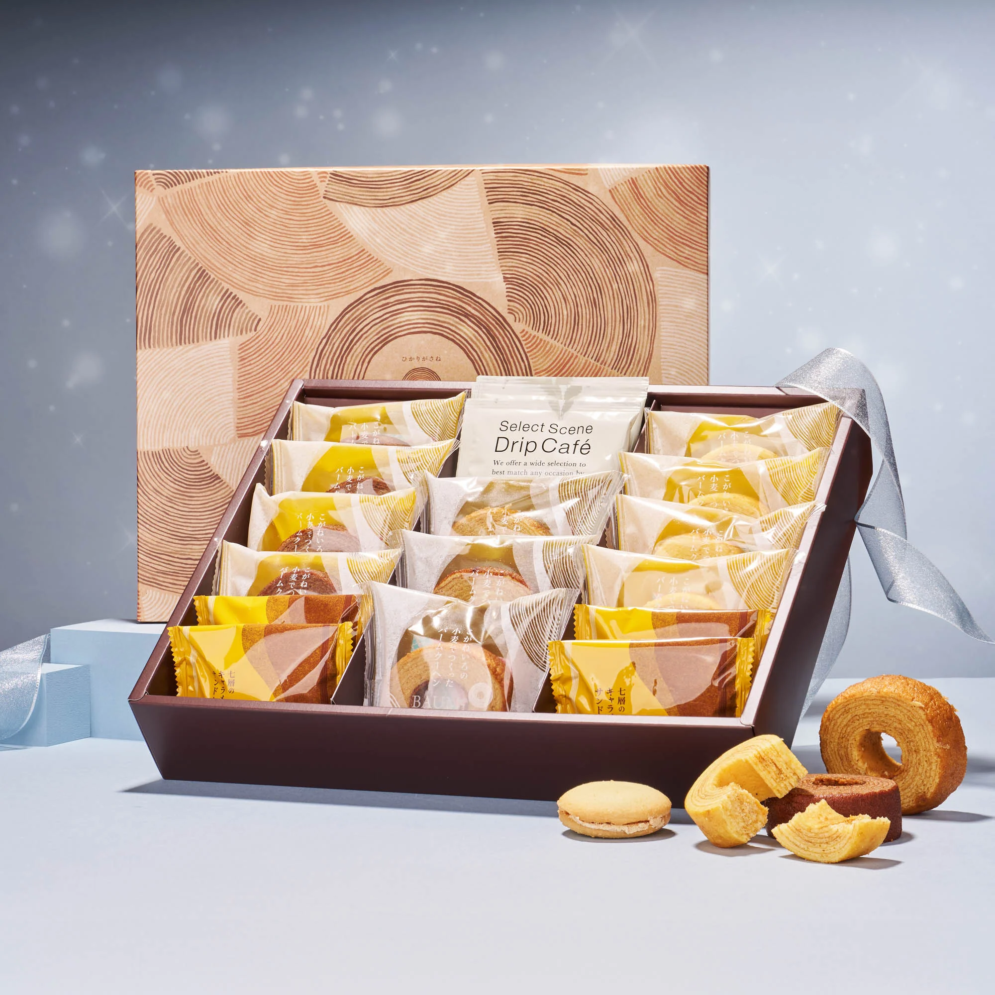 Fluffy Baumkuchen Cake & Coffee Gift Set (18 Pieces, 5 Flavors)
