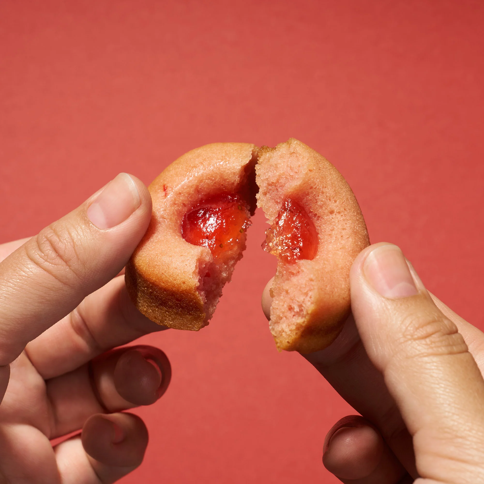 Gateau peurepos Cake: Strawberry (1 Piece) - Image 4