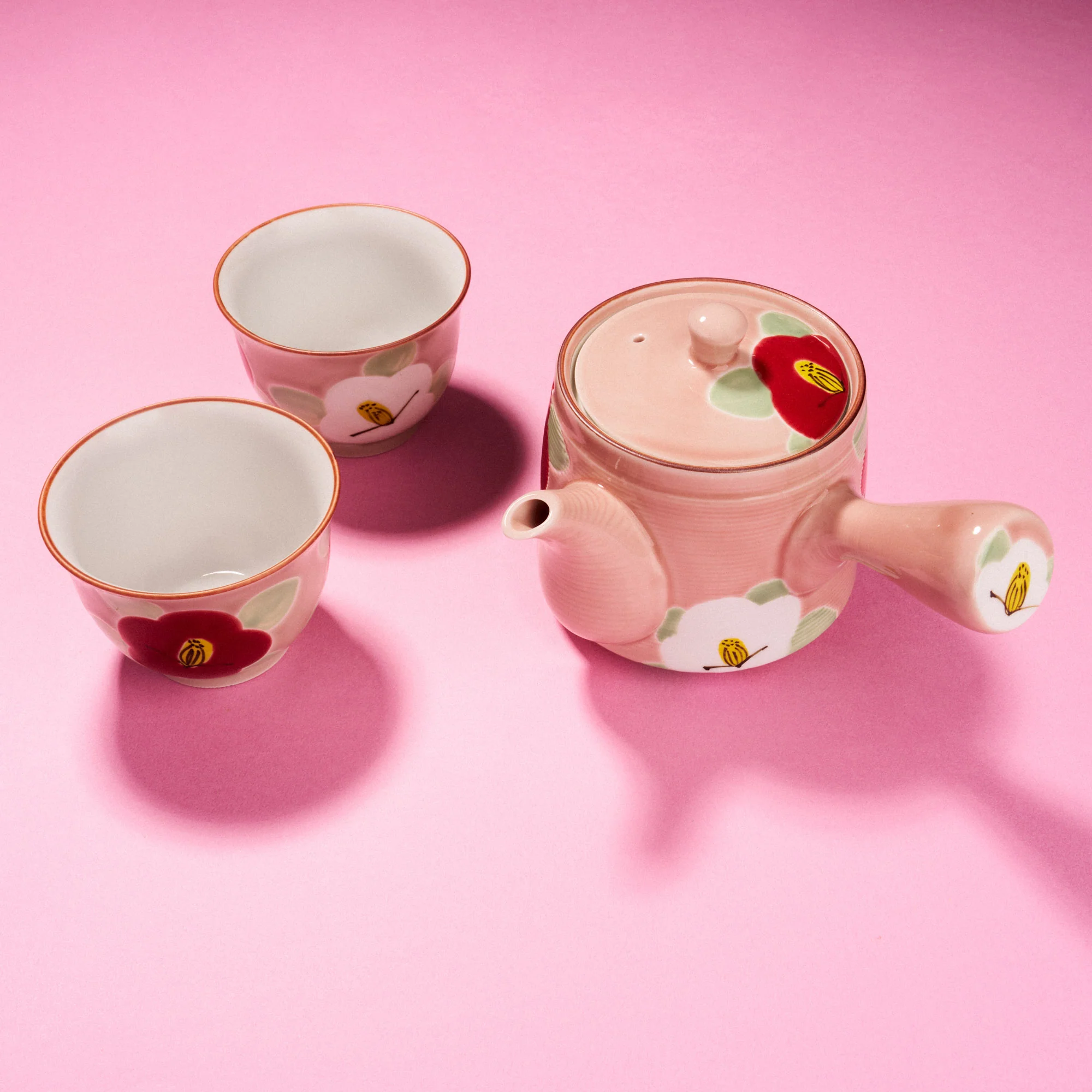 Hand-painted Tsubaki Flower Tea Gift Set - Image 2