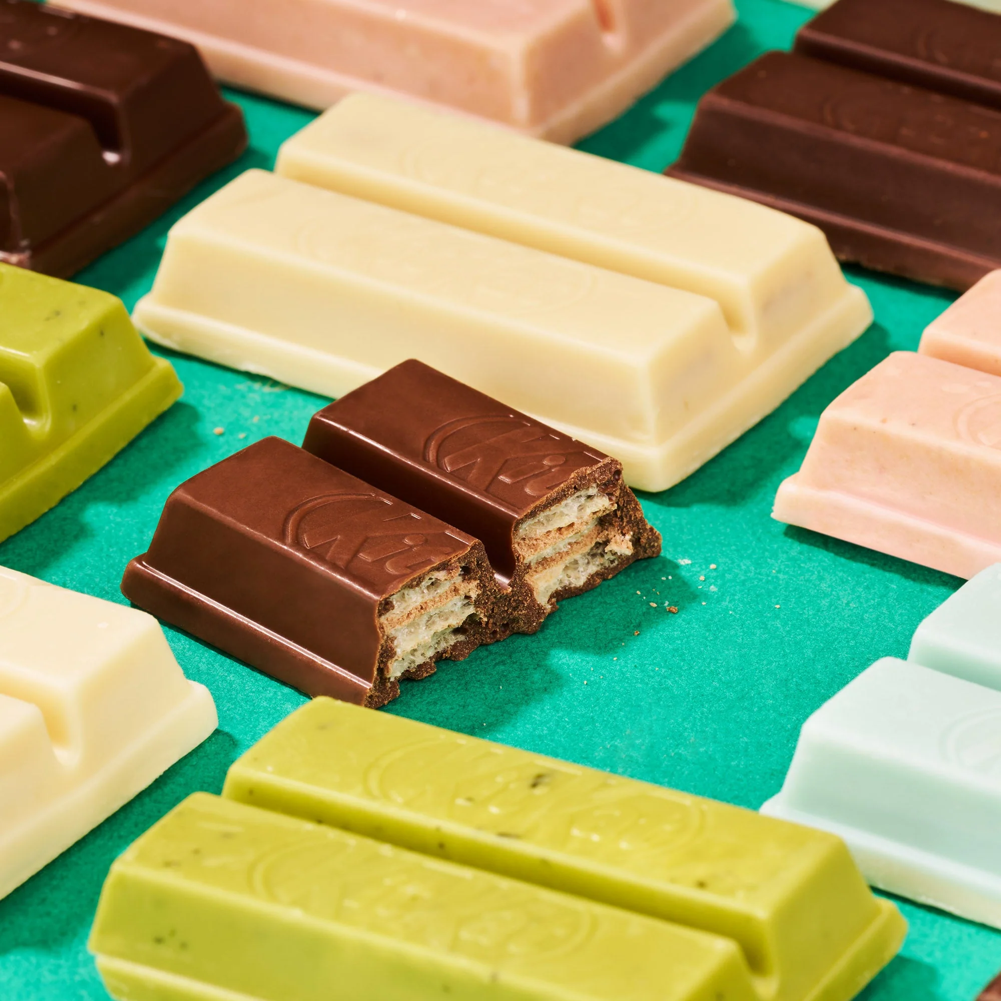 Japanese Kit Kat: Variety Party Box 2026 (70 Pieces, 14 Flavors) - Image 3