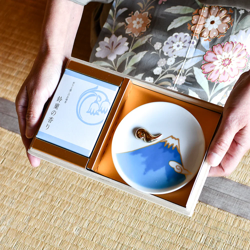 Mt. Fuji Healing Cherry Blossom Incense Gift Box - Image 2
