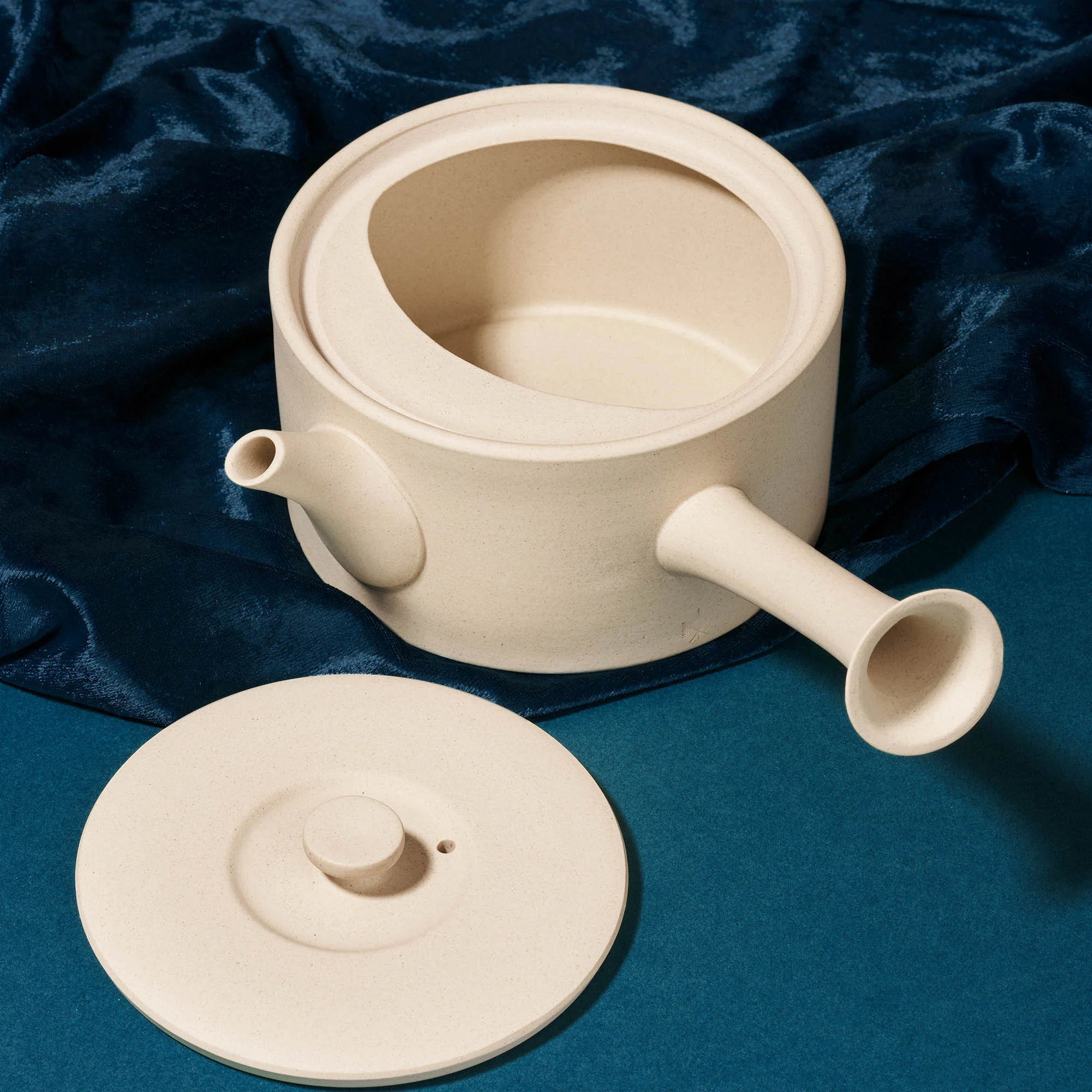 Rokusa Kyusu Tea Pot - Image 4