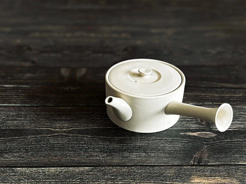 Rokusa Kyusu Tea Pot - Image 6